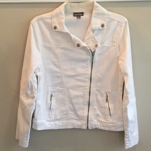 Women’s White Jean Jacket Size Medium